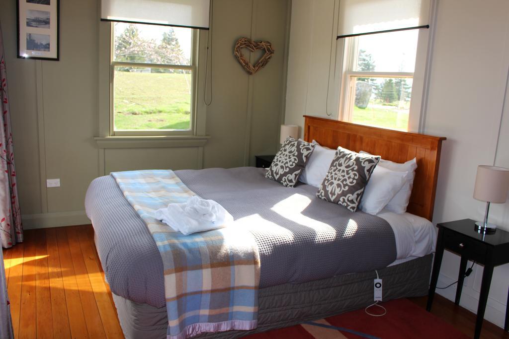 The Red Hut Villa Lake Tekapo Exterior photo